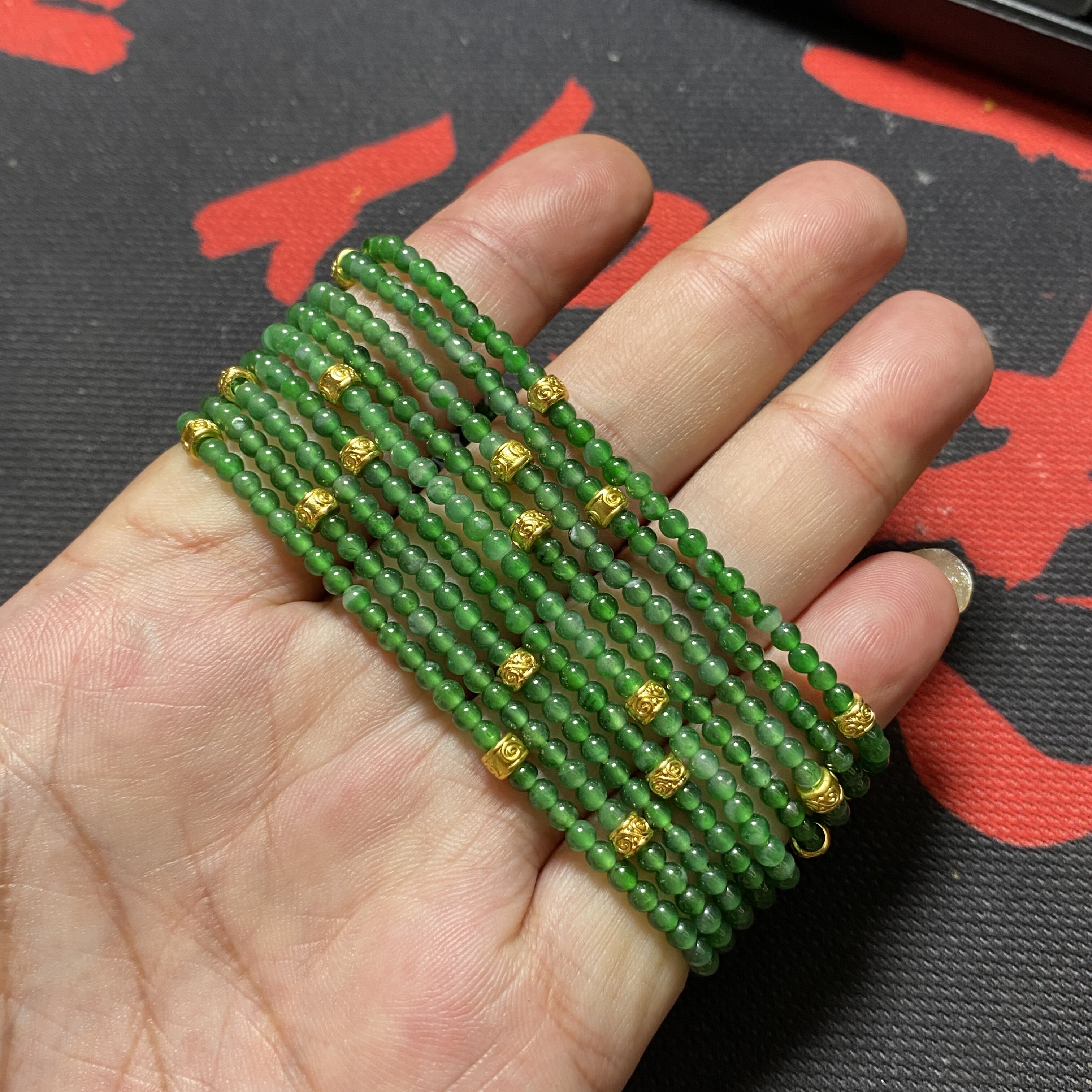 特价翡翠小米珠满绿小米珠手串