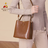 稻草人包包女士新款 百搭小众水桶包鳄鱼纹手提包大容量单肩斜挎包