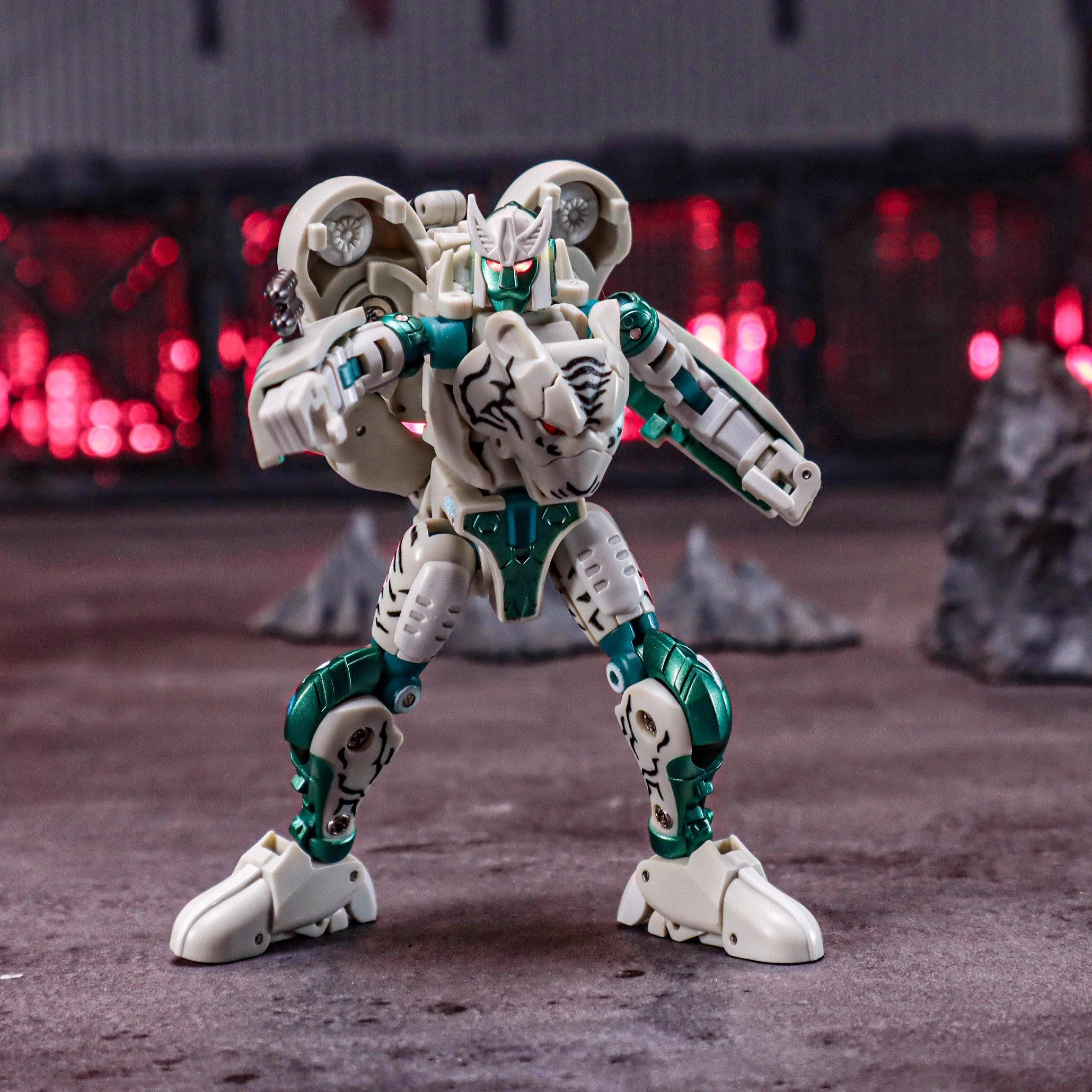 现货包邮 Robottoys RT-04 昼虎 白虎勇士 超能勇士 机甲变形玩具