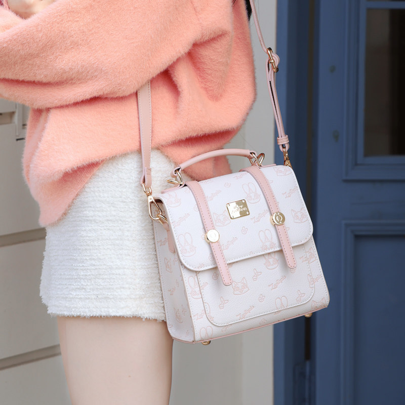 迪士尼小方包包女疯狂动物城联名