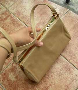 Vintage1980美国名媛手工品Judith 单肩包 Leiber裸色小羊皮横款