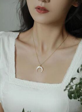 珍亮吊坠设计珍珠送礼物轻奢项链