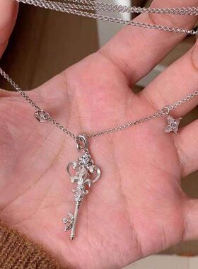 项链子女锁骨气质鸢尾花百搭钥匙