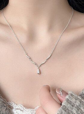 链锁骨批发新款奢小众女轻设计