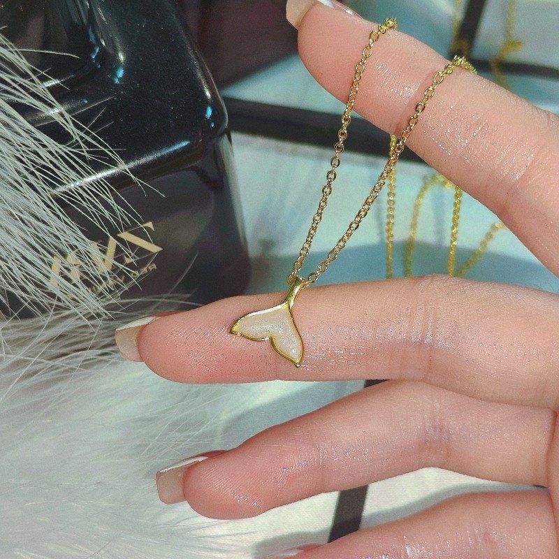 品项链女纯银999配饰锁骨链首饰珍珠高级感轻奢小众项坠装饰毛衣