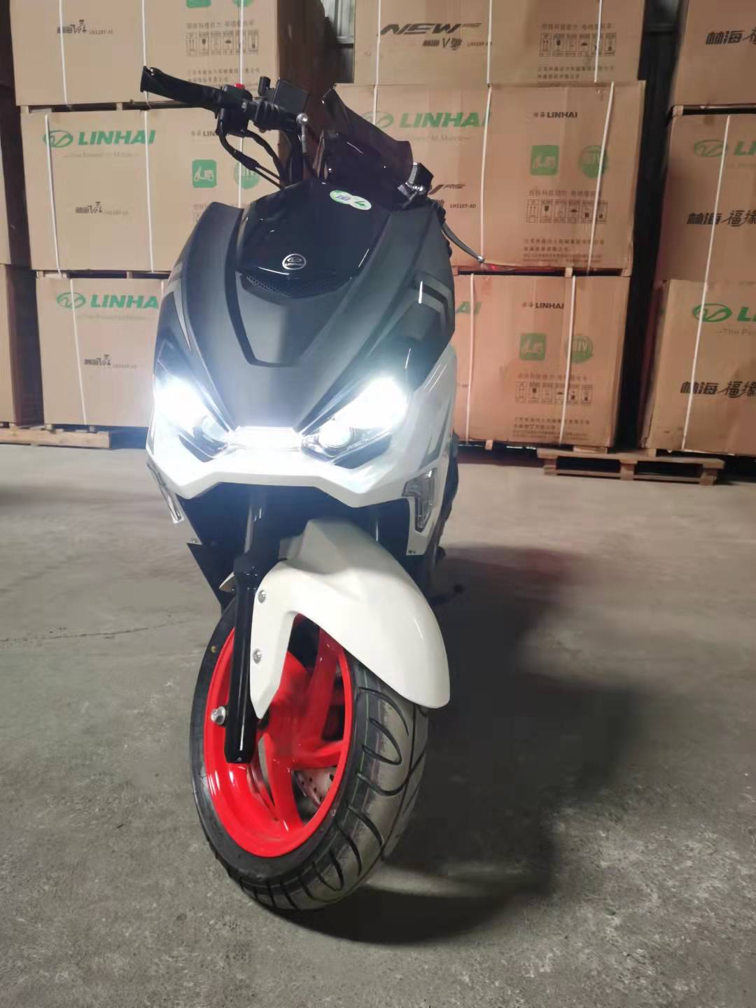 新款林海摩托雄鹿150踏板摩托车155cc水冷电喷abs休旅车上牌