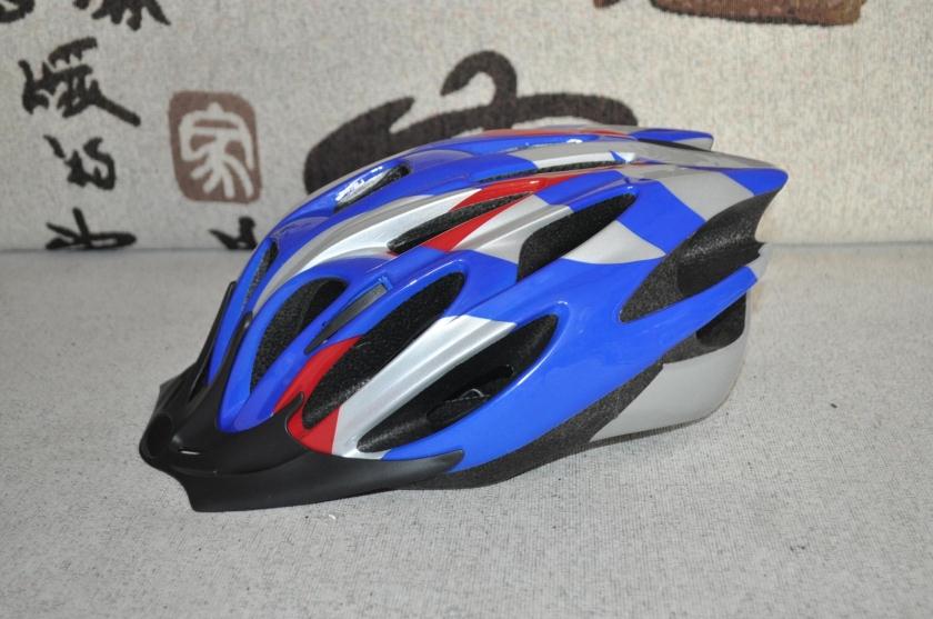 Casque cycliste - Ref 2237093 Image 1