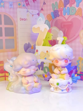 泡泡玛特dimoo优衣库联名梦境独角兽吊卡可爱玩具7周年生日手办