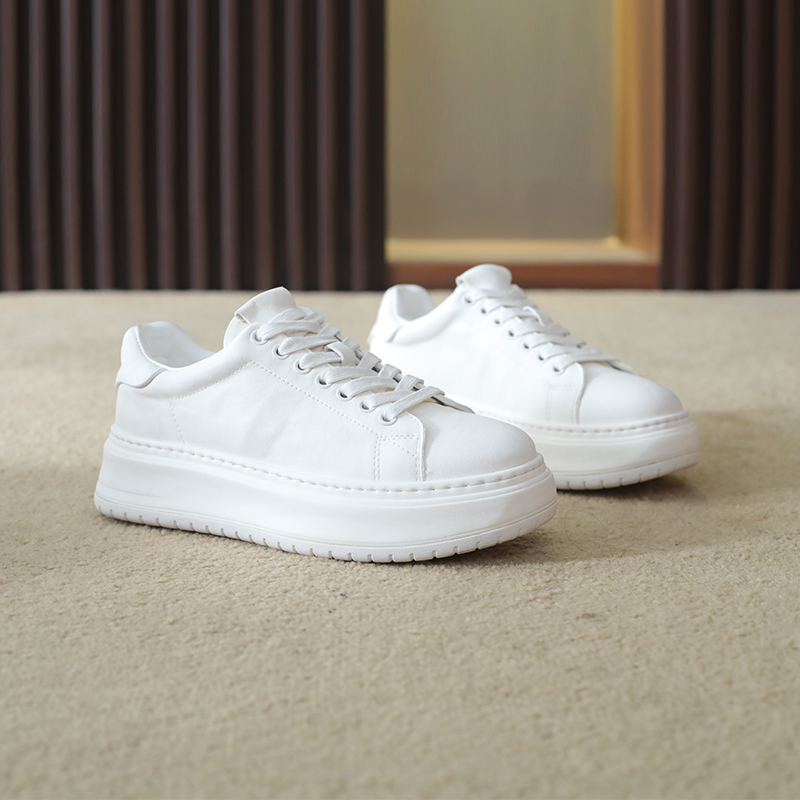 【慢慢】【云端漫步】高档马皮2025秋冬新款百搭厚底休闲鞋A530