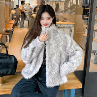 2025冬季 环保小湖羊仿皮草毛毛外套女染尖小个子年轻皮毛一体大衣