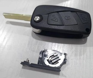 适用于菲亚特Fiat朋多Grande Bravo短剑Idea折叠遥控钥匙替换外壳