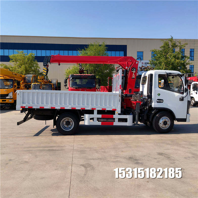 两驱吊运车干工程用蓝牌随车吊全国可上户液压伸缩臂吊车源头厂家