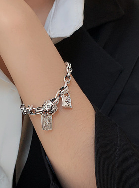 挂锁花纹字母方牌吊坠手链女复古做旧嘻哈个性S925银手环百搭手饰