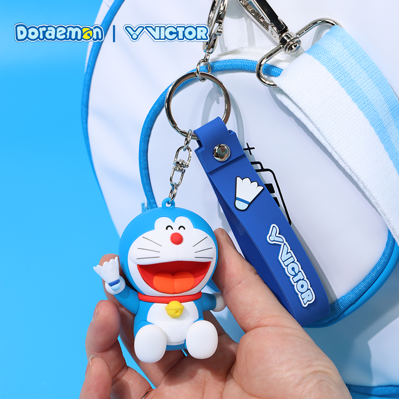 VICTOR威克多胜利羽毛球服哆啦A梦联名系列钥匙扣挂件PG6014DRM