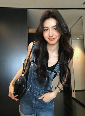 MULVAN 蒙马特画刊 复古蓝背带牛仔裤女夏季设计感短款休闲连体裤