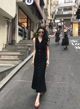 MULVAN 气质V领无袖连衣裙女夏季软糯修身收腰长款背心包臀裙