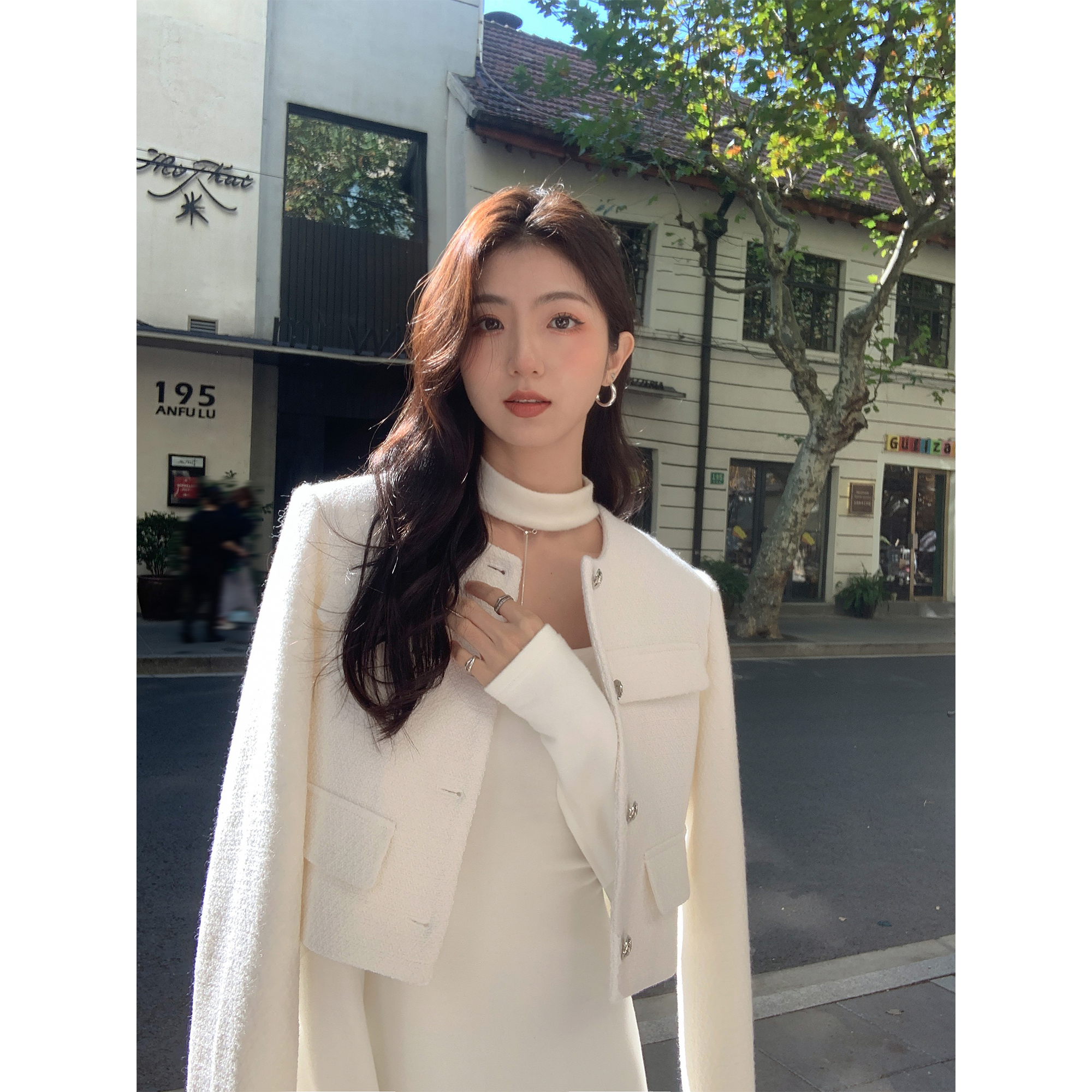 MULVAN白色高级感羊毛小香风外套女2023秋冬新款小众气质短款上衣