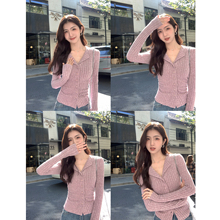 MULVAN 设计感V领上衣女秋冬新款修身显瘦小翻领针织打底衫