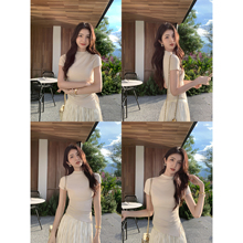 MULVAN 半高领短袖t恤女设计感不规则抽褶上衣夏季修身针织衫