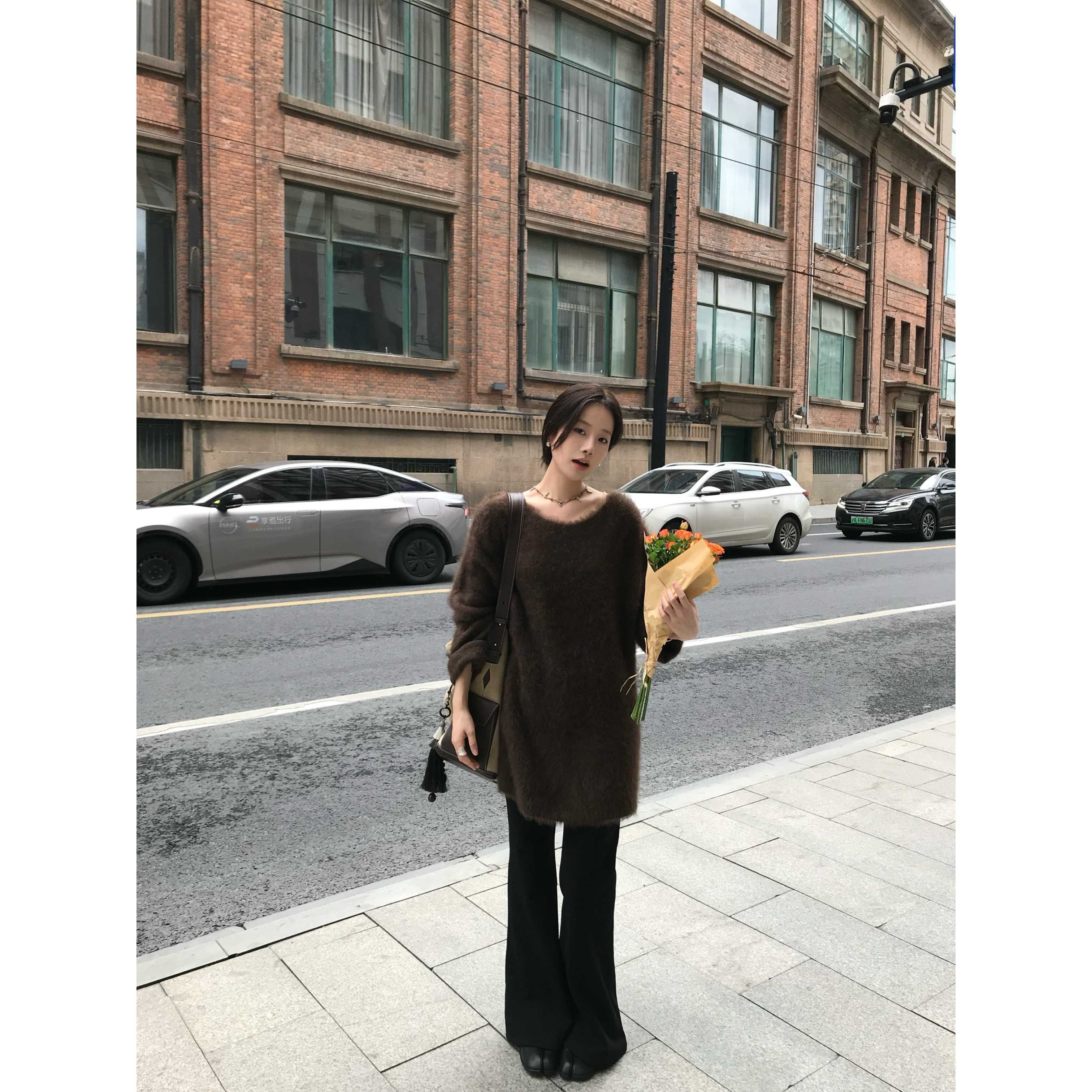 中高腰加绒显瘦休闲微喇裤女