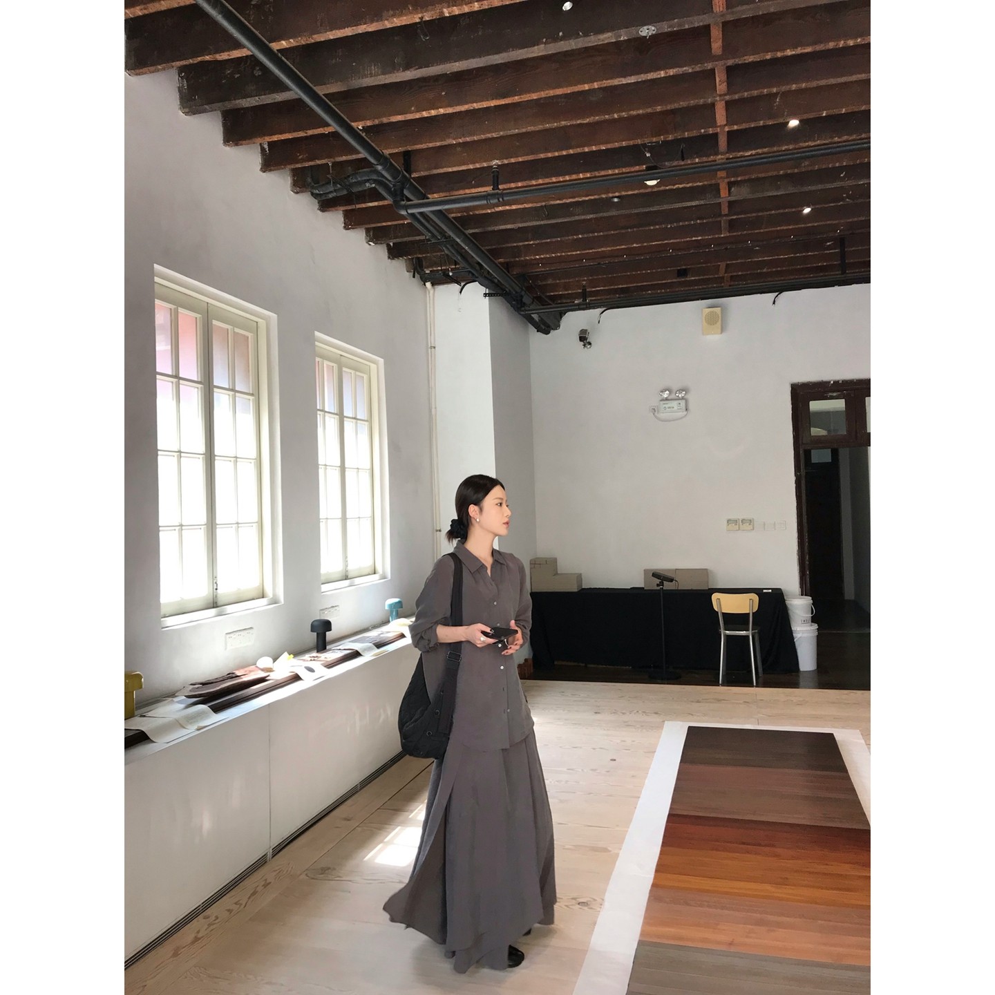 铜氨丝垂感显瘦半身裙女