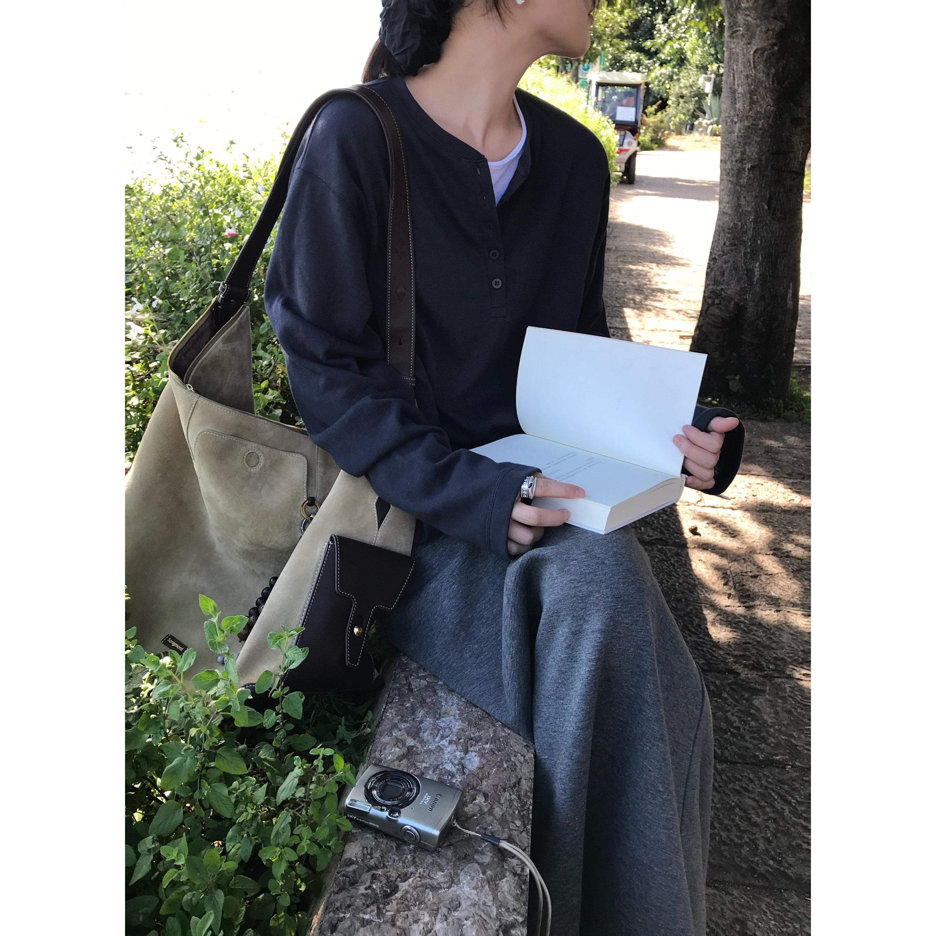 超柔慵懒松弛感复古调亨利领T恤