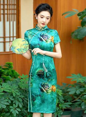 绿色真丝改良旗袍女夏季小个子2024新款高端复古桑蚕丝连衣裙短款
