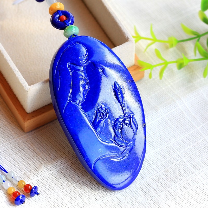 ◆观自在◆好料！硕大收藏级矢车菊蓝青金石精雕观音像