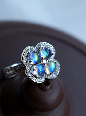 宝石级白金幸运草戒指