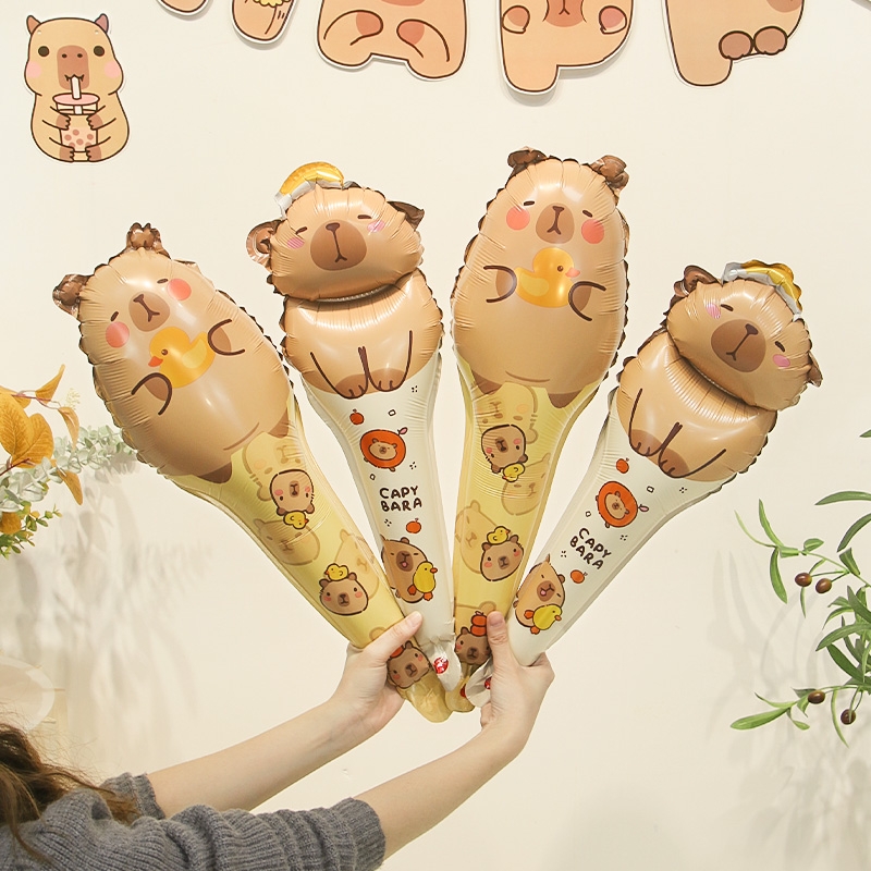 卡皮巴拉造型手持棒动物气球装饰