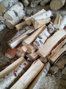 白桦树枯木壁炉柴火道具干柴