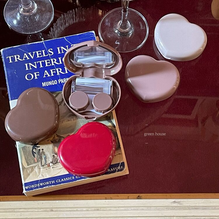 巧克力色系爱心隐形眼镜盒