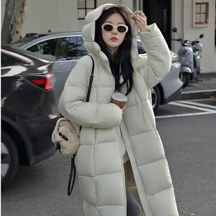张贝贝超轻无胆90%白鸭绒面包服外套女连帽中长款泡芙加厚羽绒服