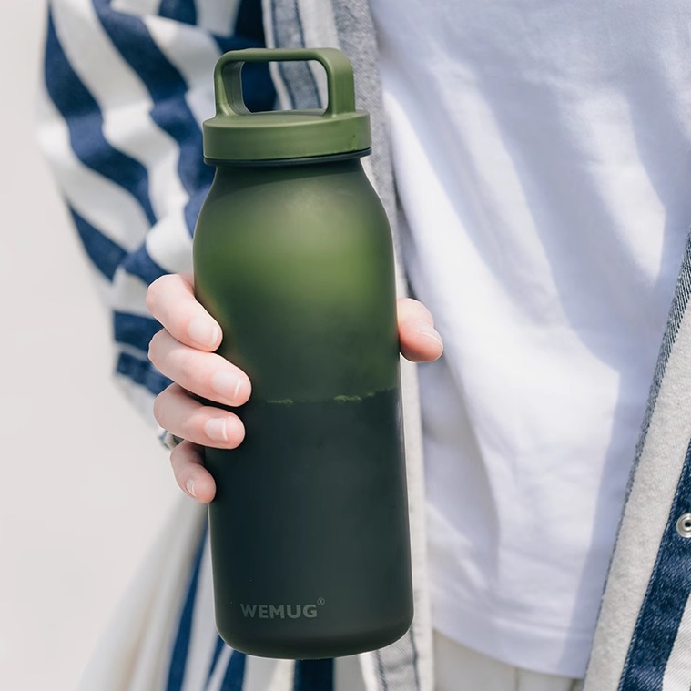 WEMUG手提随行杯出游便携露营塑料水杯运动耐高温激励冷萃