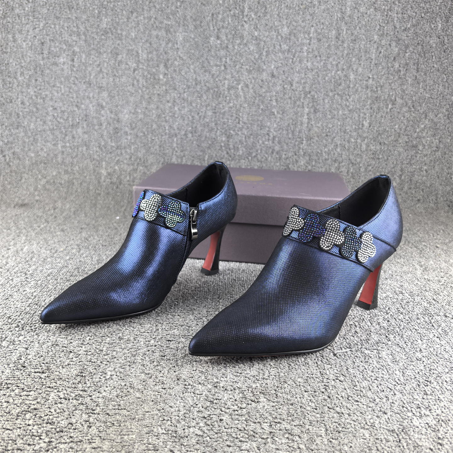 39码处理压纹羊皮民族风深口单鞋女春秋款尖头高跟真皮女鞋侧拉链