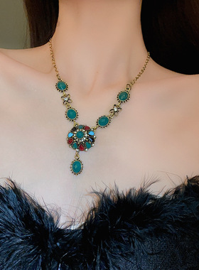 时尚气质镶钻中古花朵耳环项链