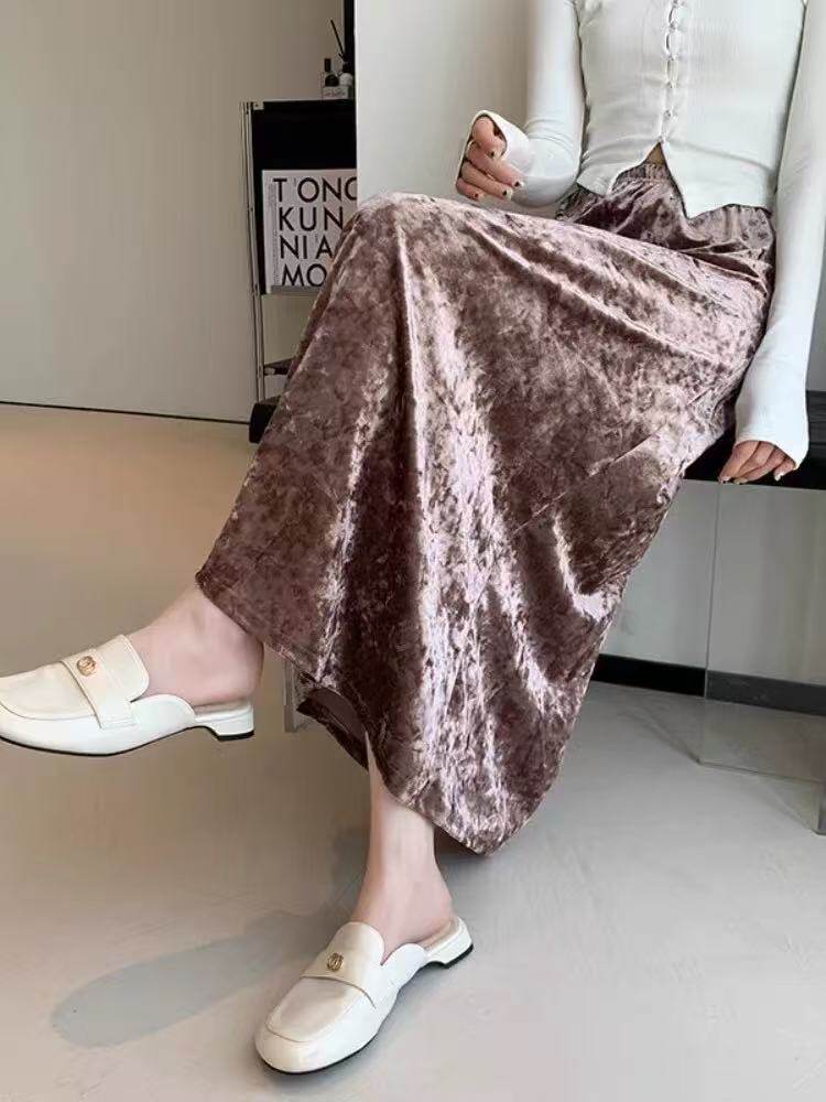 金丝绒半身裙子女士装春秋冬季2025新款a字包臀显瘦中长裙