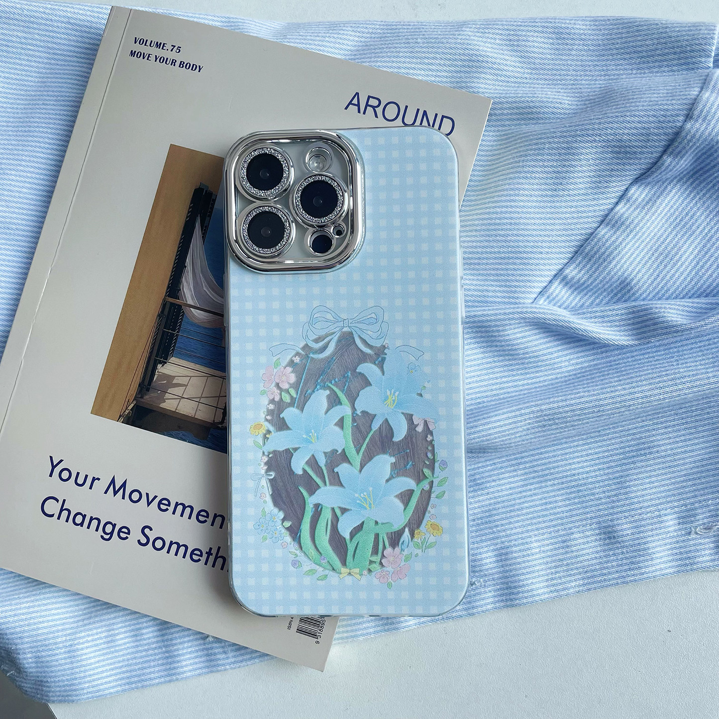 野百合春天。春日蓝色格子治愈系百合花手机壳适用苹果17promax华为mate80pura70nova15VivoS50精孔带镜头膜