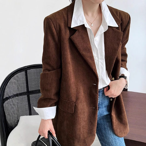 Retro-chic rduroy Jacket For Women, 2026 European-style, Loo