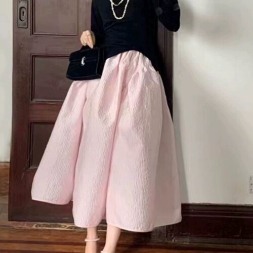 Nordic Niche 2024 Early Texture Relief Fluffy Flower Bud Ski