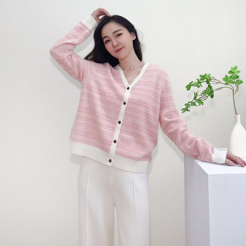 2026 Pure Cashmere Knitted Cardigan Women's All-matched V-ne