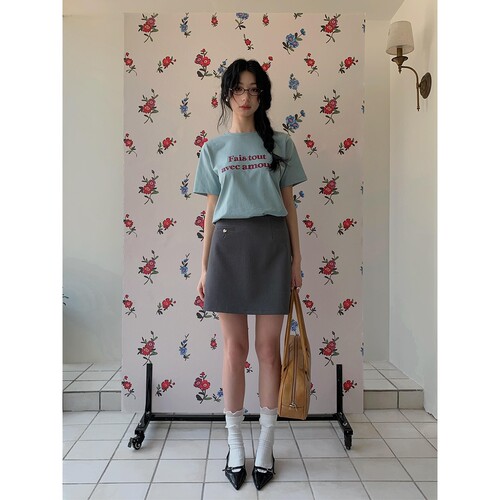 爱心配饰包臀短裙女夏季a字半身