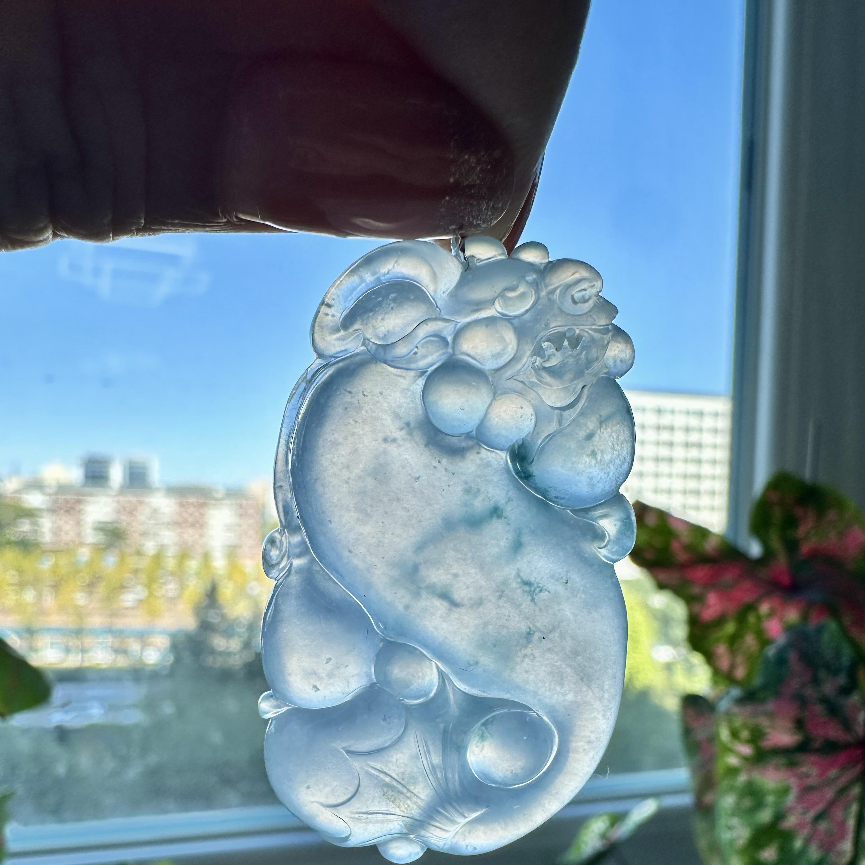 【璞谷翡翠】玻璃种荧光水润古龙牌翡翠玉A货挂件带证书GJ348