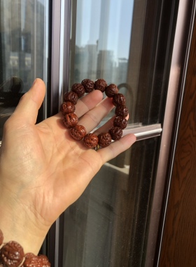 小核桃秋子京八棱同轴孔道完整1.7+矮桩手串佛珠