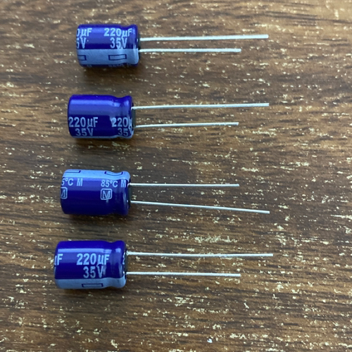 ECA1VM221M 35V220UF 松下蓝袍M系列滤波电解电容器8*12