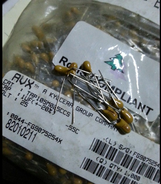 100只=30元 美国AVX直插钽电容器25V1Uf TAP105M025CRW 1UF/25V