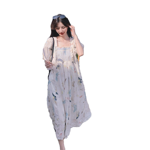 蝴蝶印花连衣裙女2024夏季新款洋气减龄超好看甜美设计感A字长裙图片