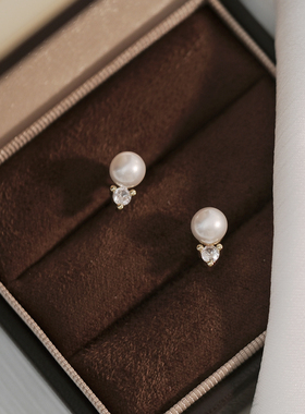 温柔日常S925银珍珠迷你锆石小耳钉气质通勤高级感小众设计耳环