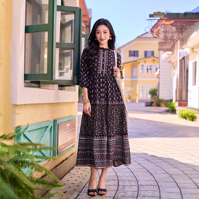 印度女装异域风情连衣裙纯棉印花套头休闲立领七分袖黑色蛋糕裙摆