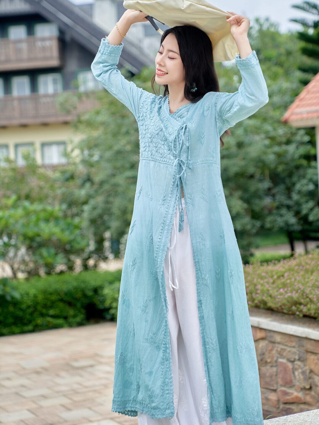 B1-1-2 INDIAN COSTUMES ETHNIC STYLE MEDIUM LENGTH COTTON GRADIENT PEACOCK GREEN HAND-EMBROIDERED THIN ROBES SPRING AND SUMMER